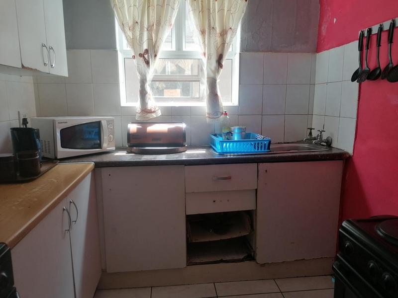 2 Bedroom Property for Sale in Maitland Western Cape